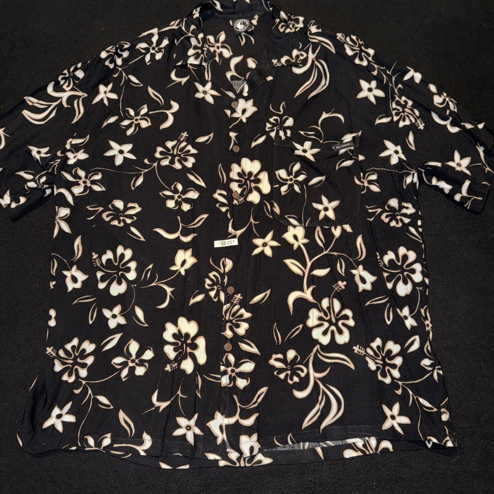 T&C Surf Designs Black Hawaiian White Flower Button Down Short Sleeve Mens XL